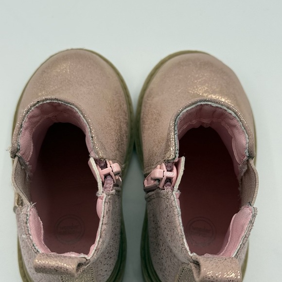 Wonder Nation Toddler Girl Pink Gold Shimmer Flower Power Chelsea Boots, Size 5 - Picture 6 of 7